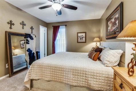 5930 Sandhurst Lane Dallas TX 75206