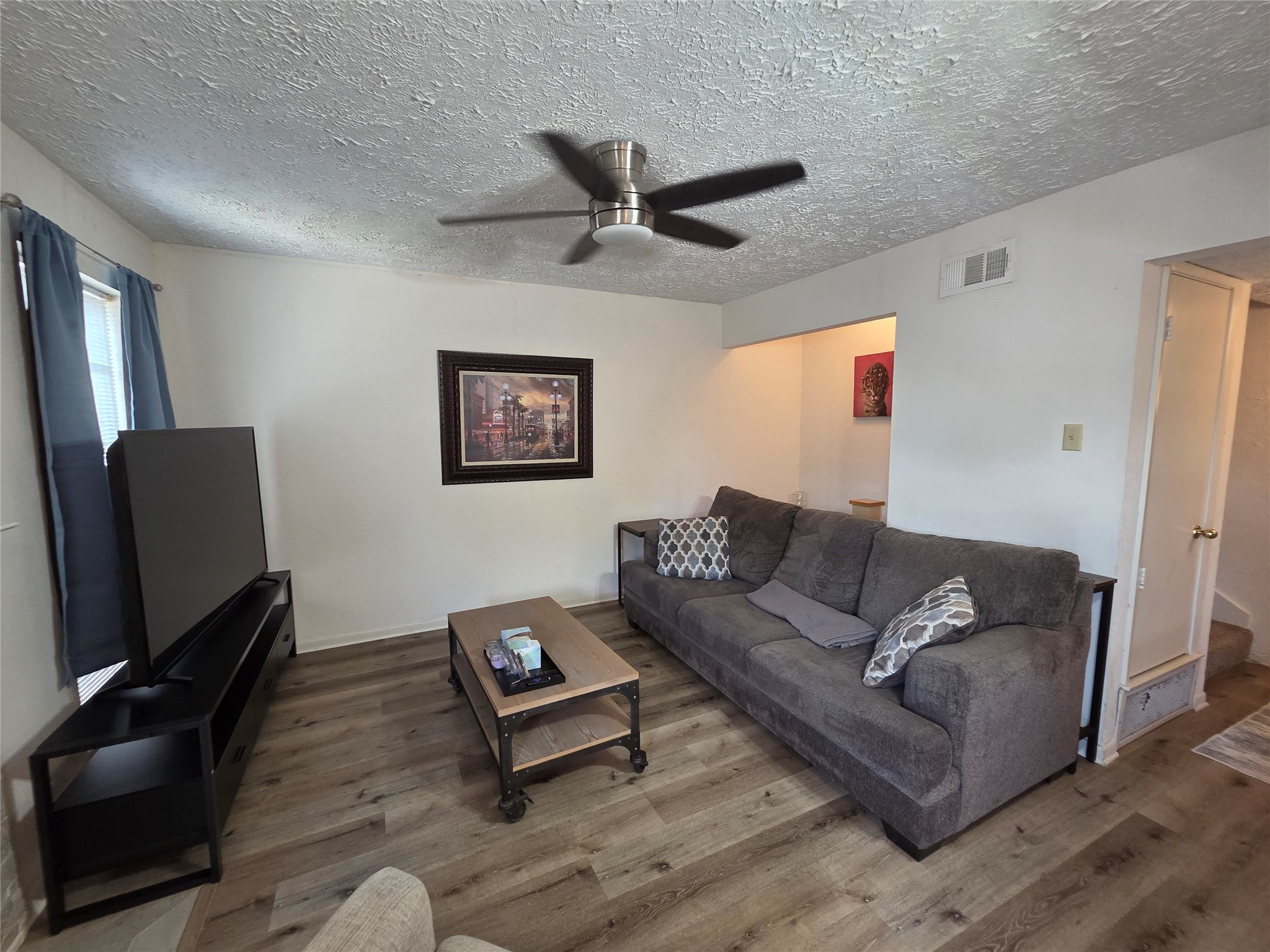1402 S Carrier Parkway Grand Prairie TX 75051