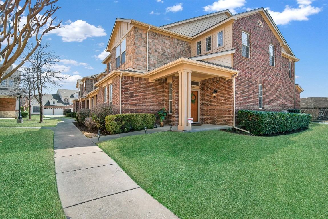 2212 Canterbury Park Drive Grand Prairie TX 75050