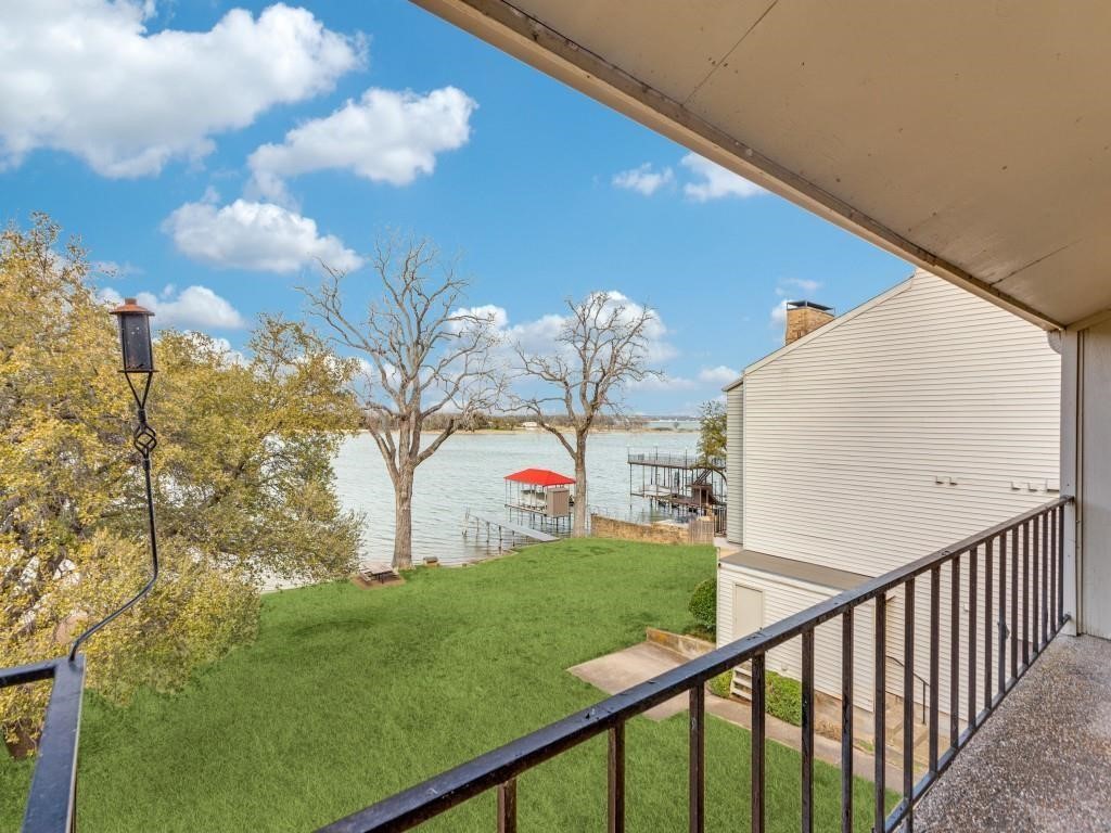390 Driftwood Court Azle TX 76020