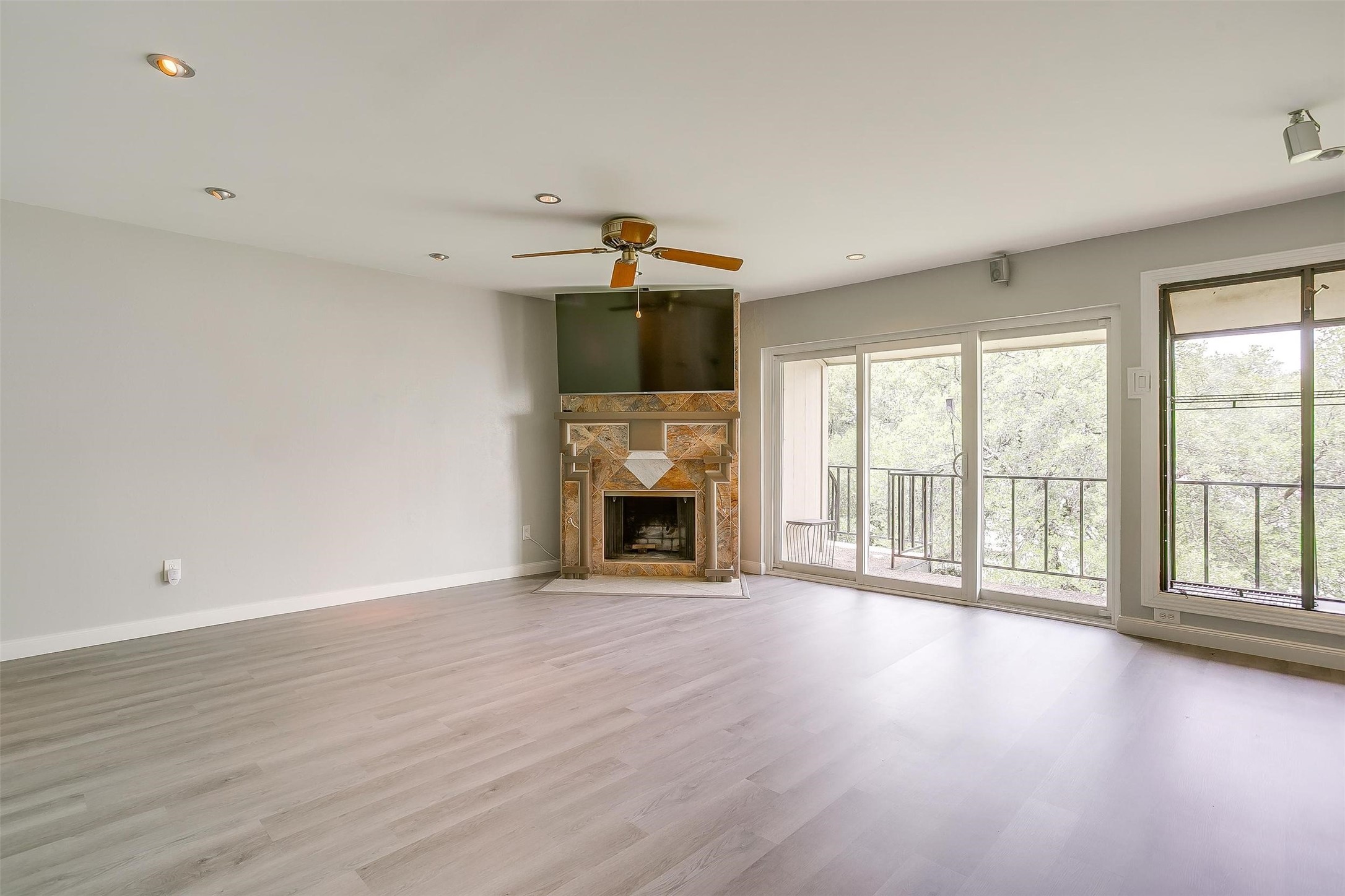 390 Driftwood Court Azle TX 76020