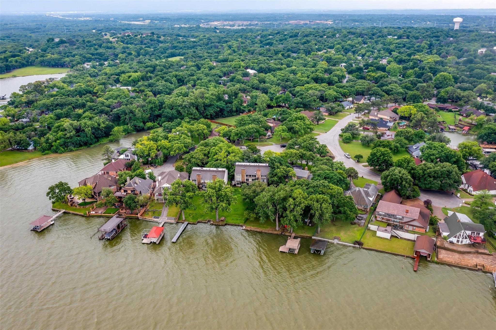 390 Driftwood Court Azle TX 76020