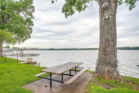 390 Driftwood Court Azle TX 76020