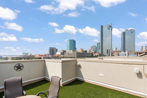 706 E 1st Street Fort Worth TX 76102