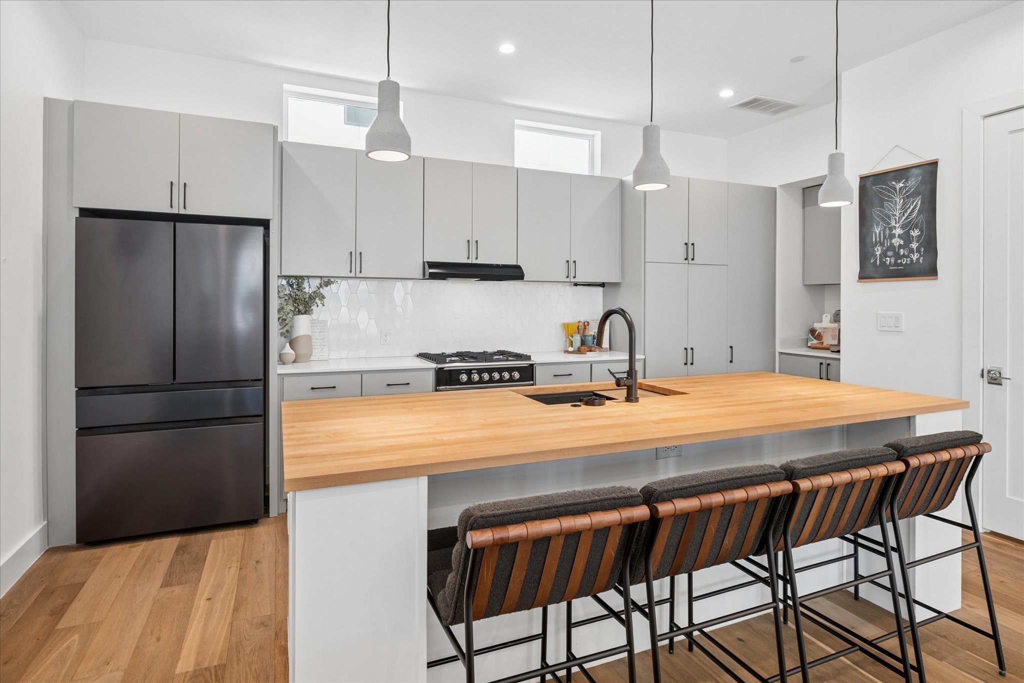 236 Melba Street Dallas TX 75208