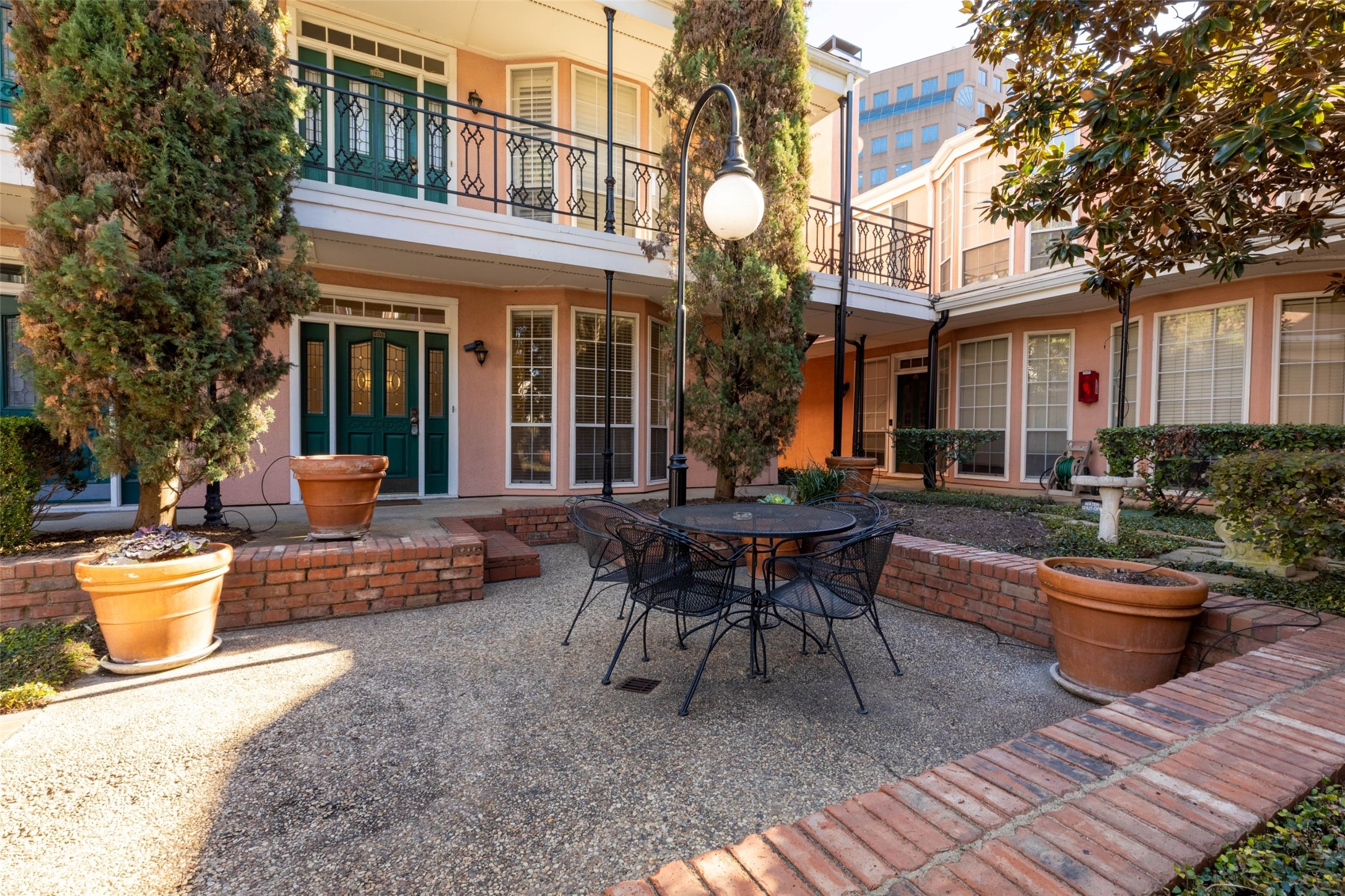 3208 Cole Avenue Dallas TX 75204