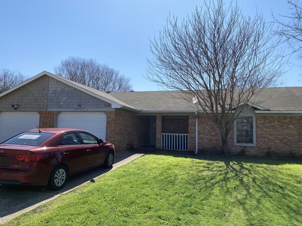 329 Asbury Drive Saginaw TX 76179
