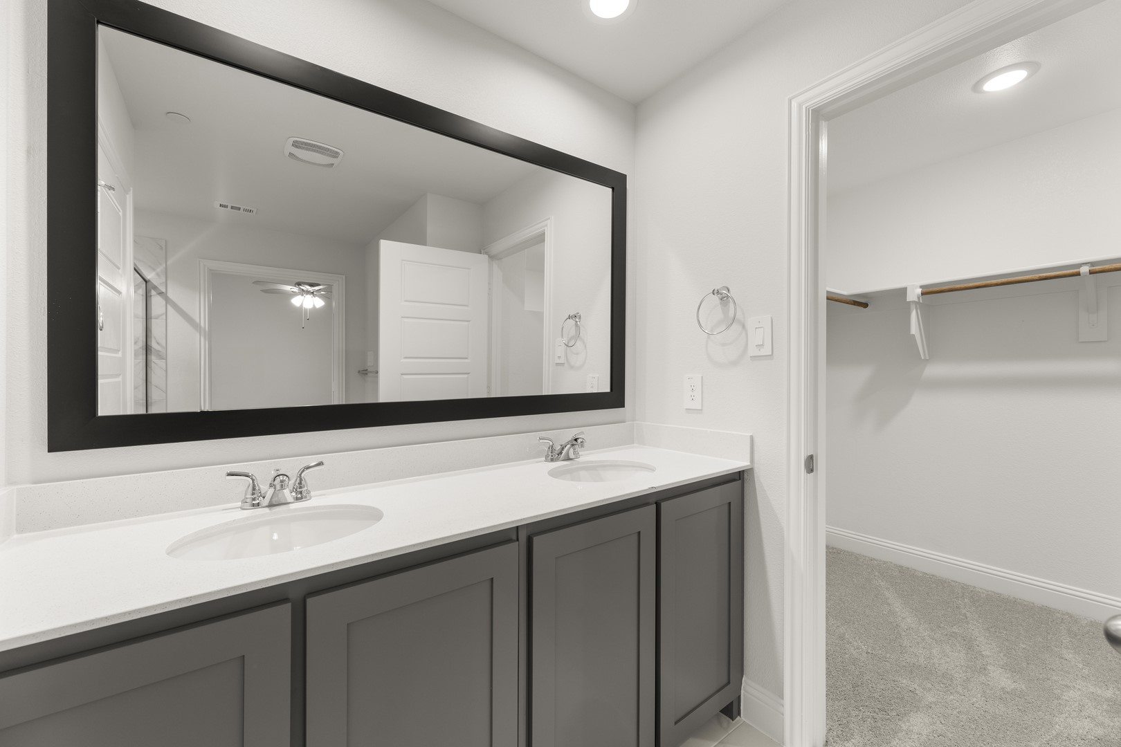 6949 Mustang Isle Drive Dallas TX 75228