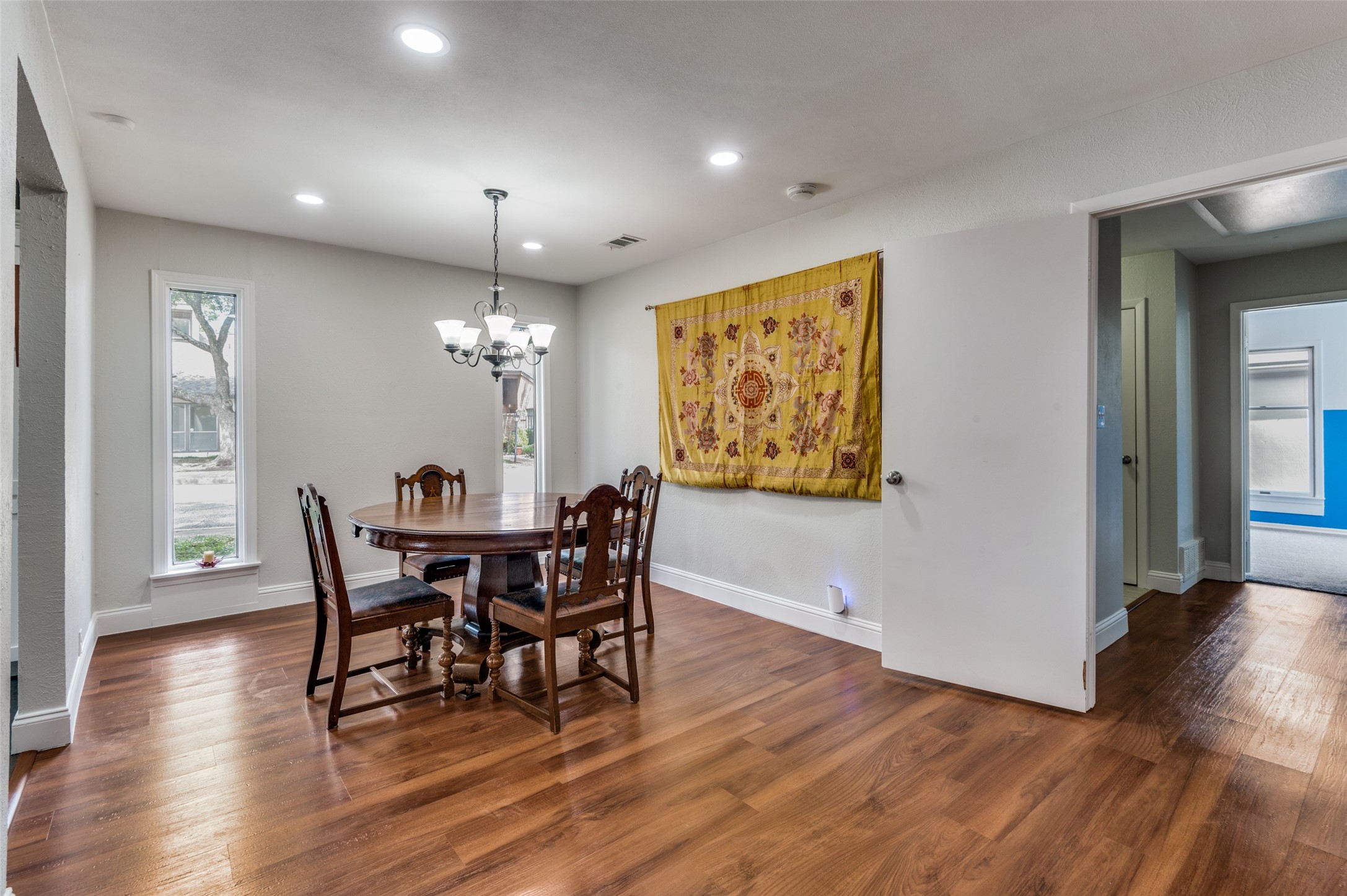 9818 Smokefeather Lane Dallas TX 75243