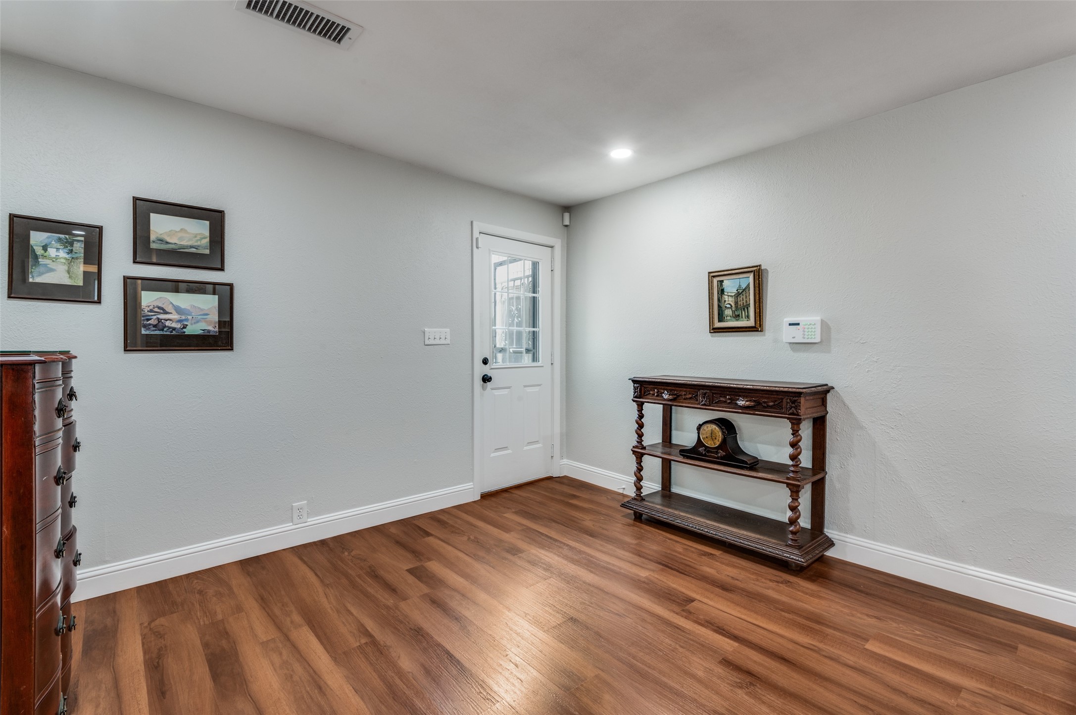 9818 Smokefeather Lane Dallas TX 75243