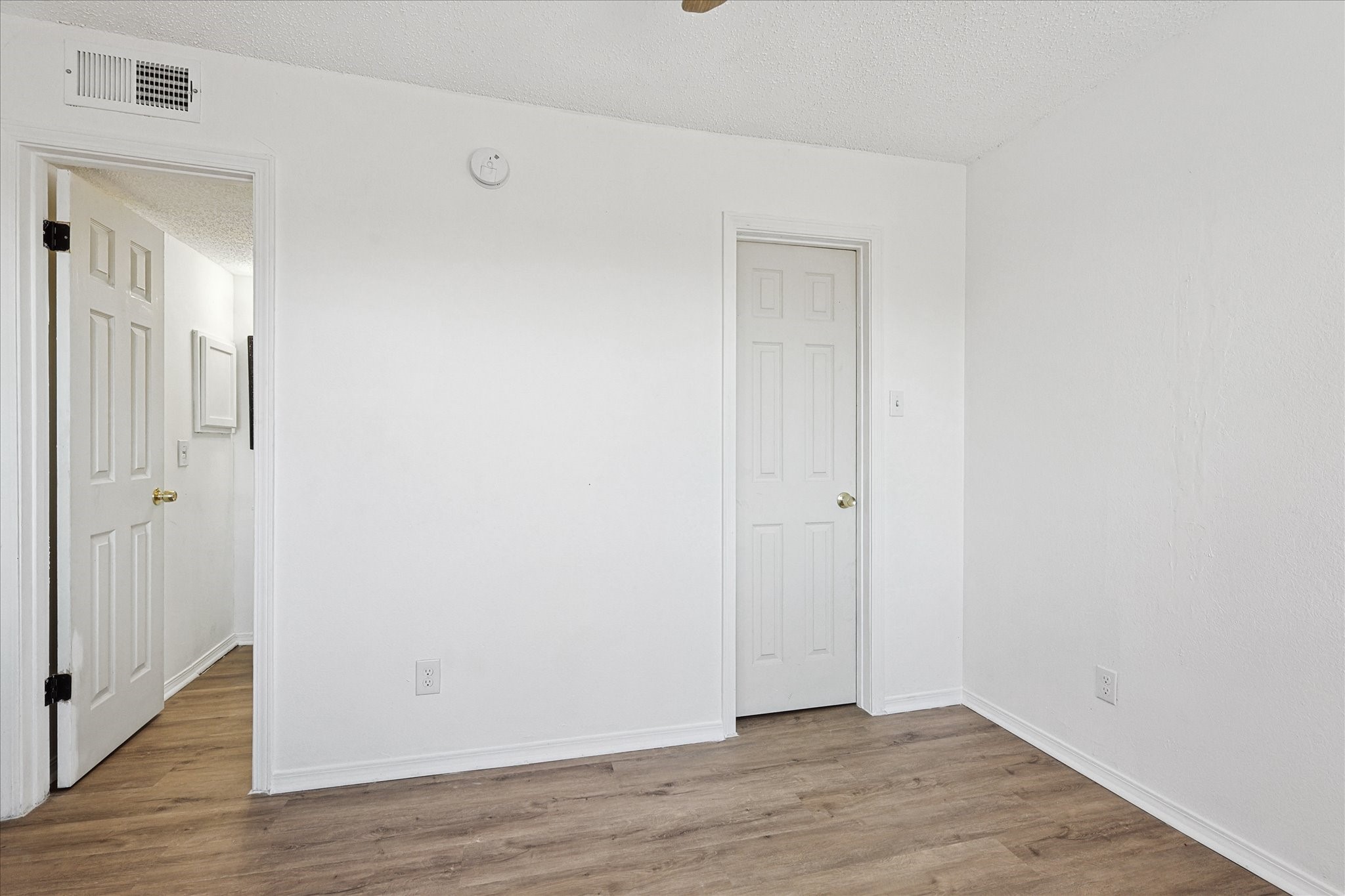 9839 Walnut Street Dallas TX 75243