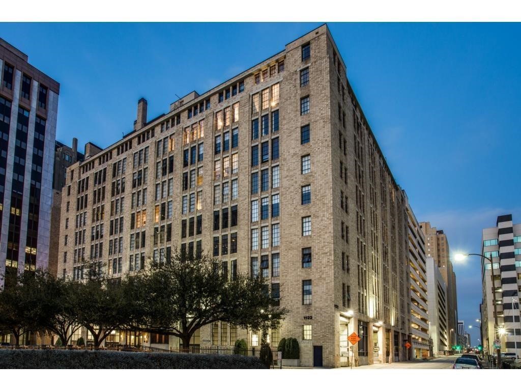 1122 Jackson Street Dallas TX 75202