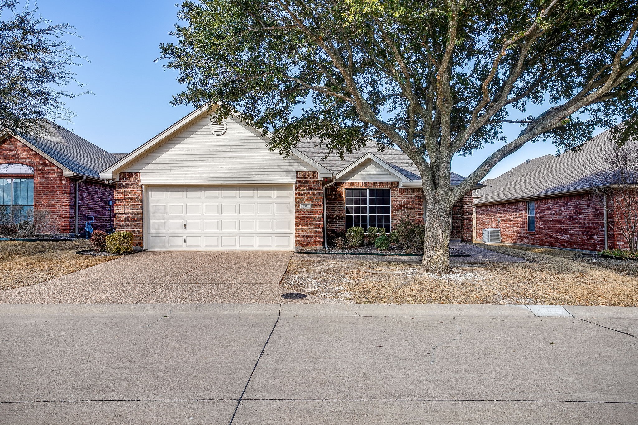 119 Crestway Drive Cedar Hill TX 75104