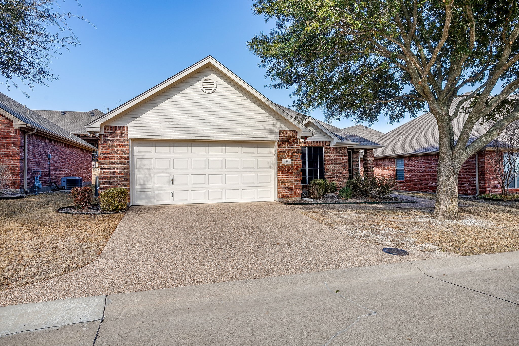 119 Crestway Drive Cedar Hill TX 75104