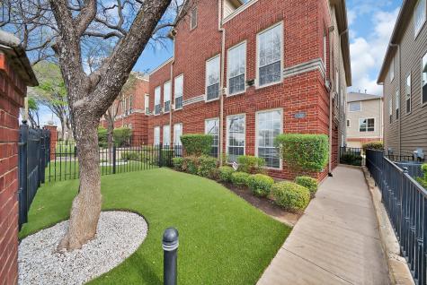 1015 W Bluff Street Fort Worth TX 76102