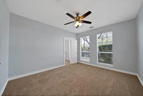 1015 W Bluff Street Fort Worth TX 76102