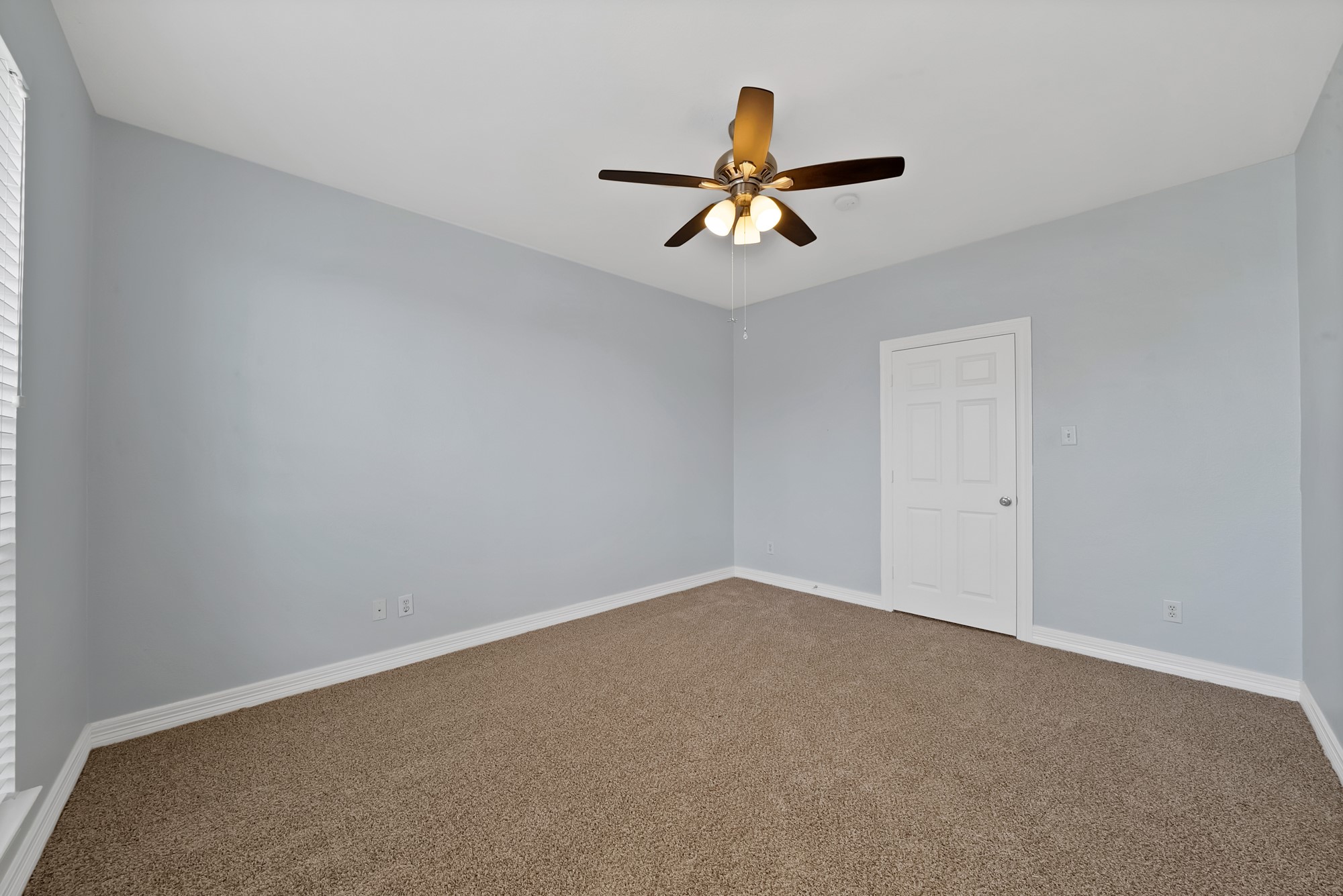 1015 W Bluff Street Fort Worth TX 76102