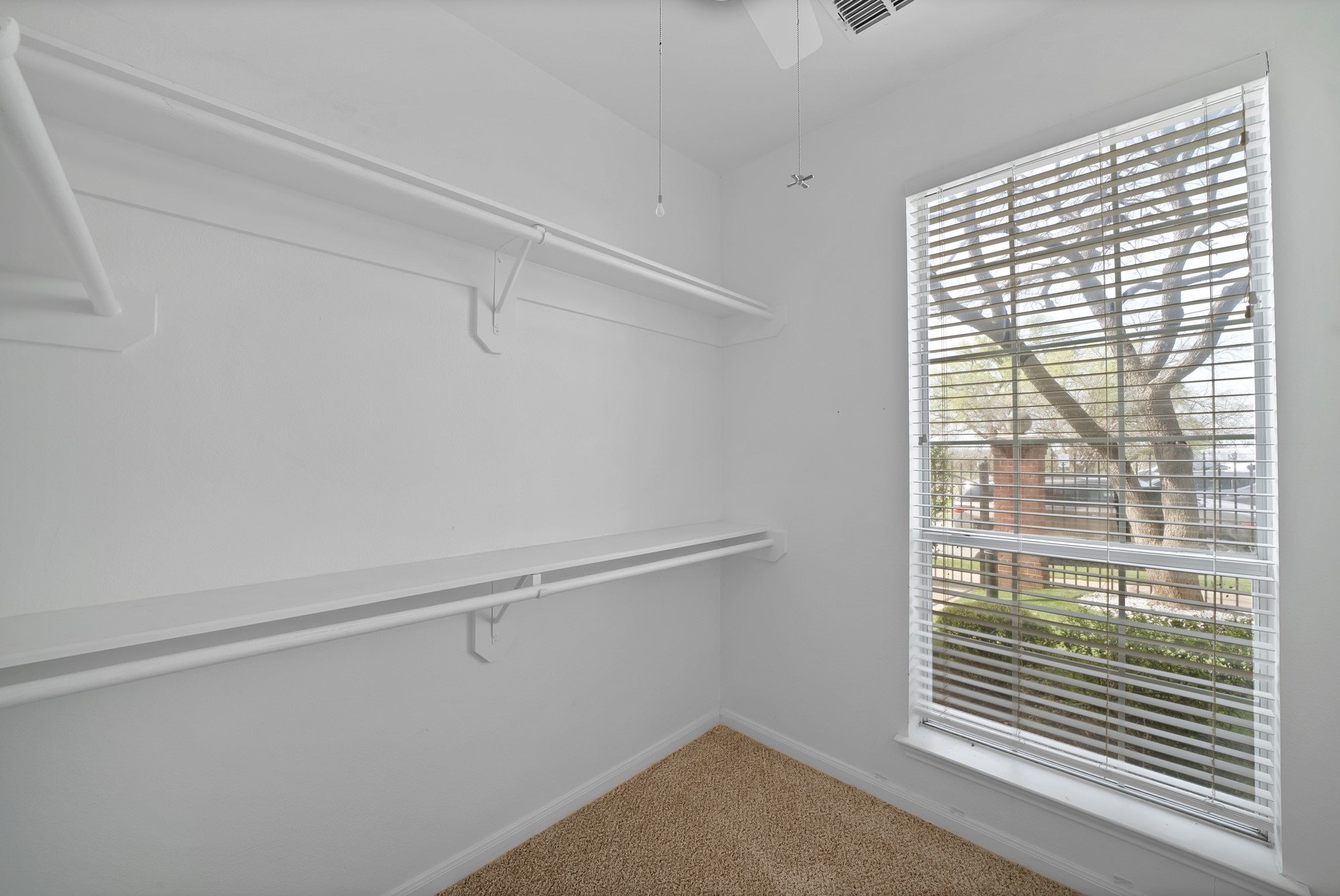 1015 W Bluff Street Fort Worth TX 76102