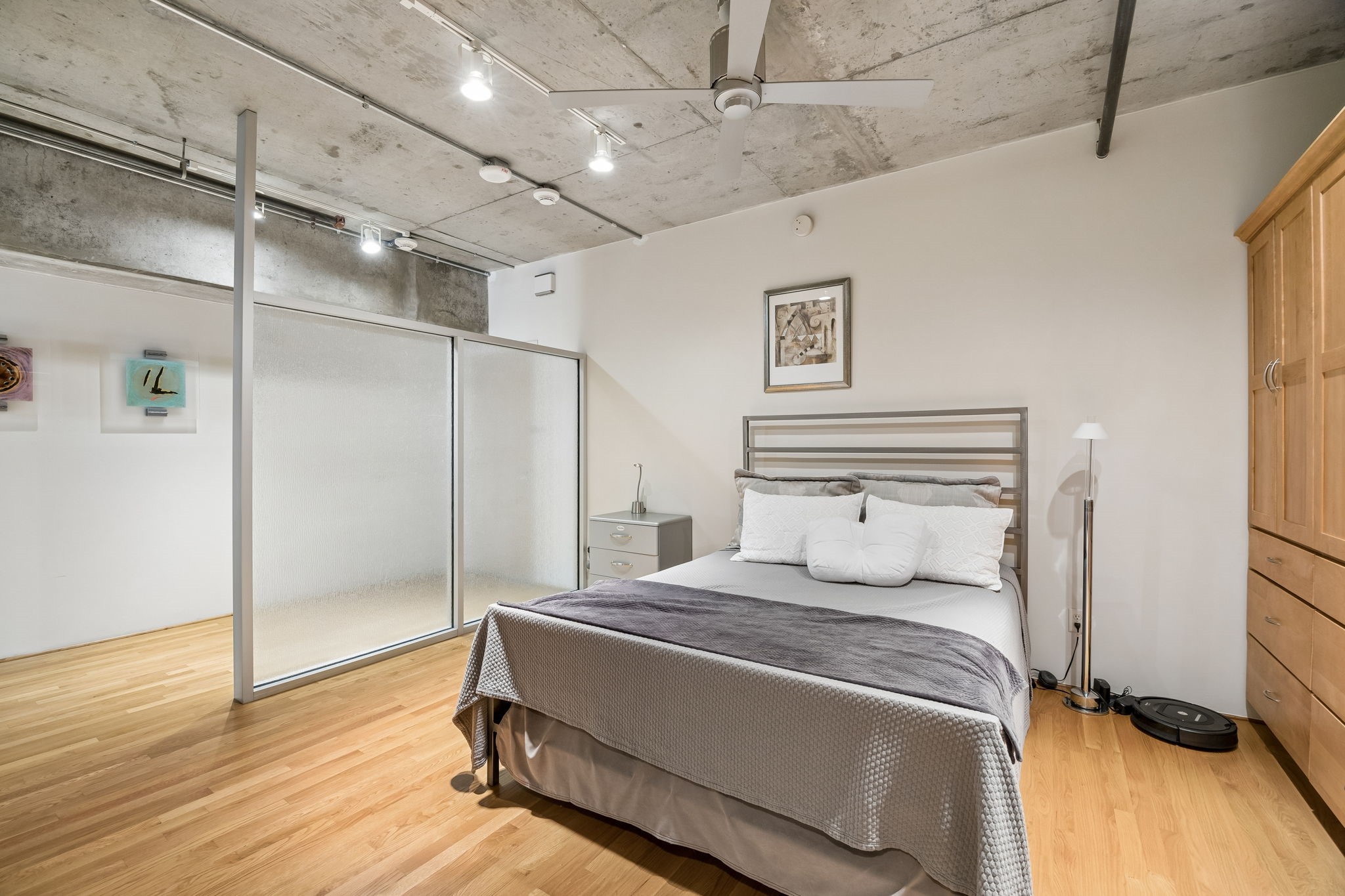 1999 Mckinney Avenue Dallas TX 75201