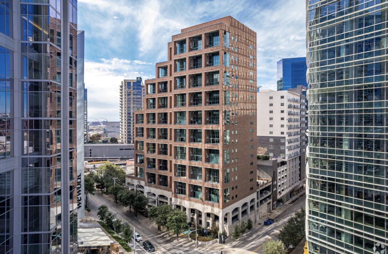 1999 Mckinney Avenue Dallas TX 75201