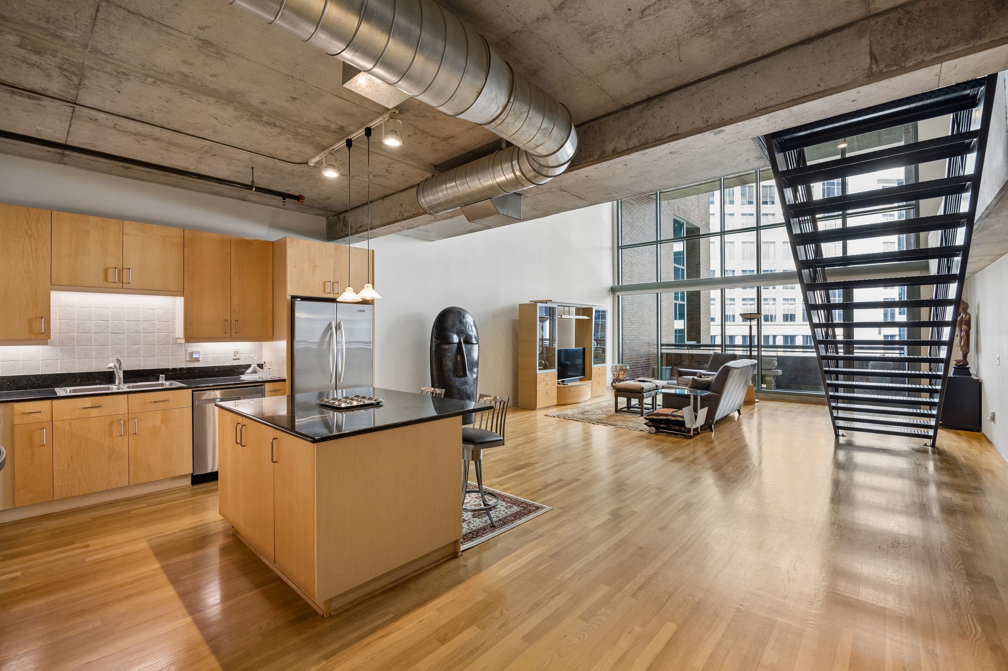 1999 Mckinney Avenue Dallas TX 75201