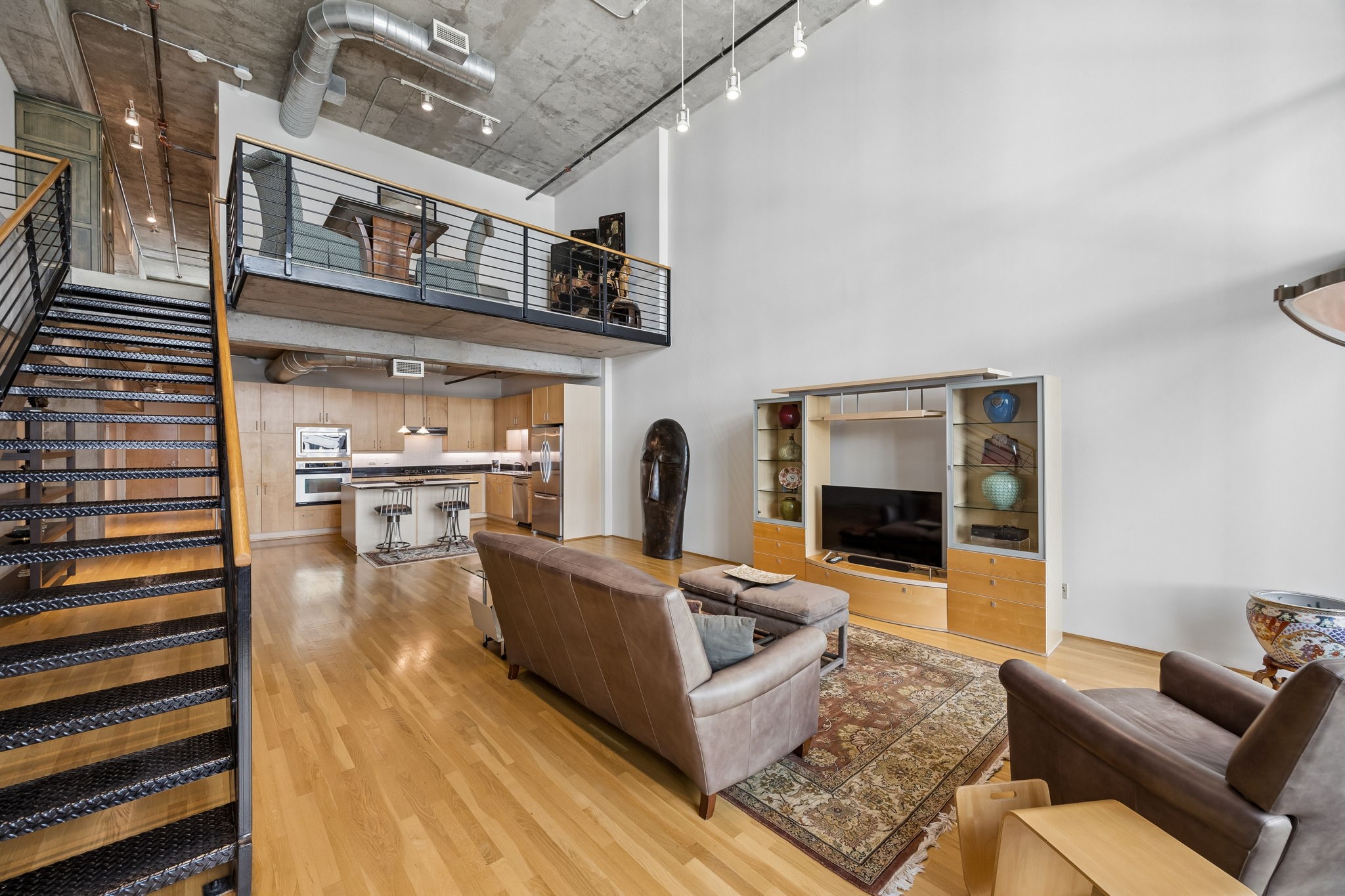 1999 Mckinney Avenue Dallas TX 75201