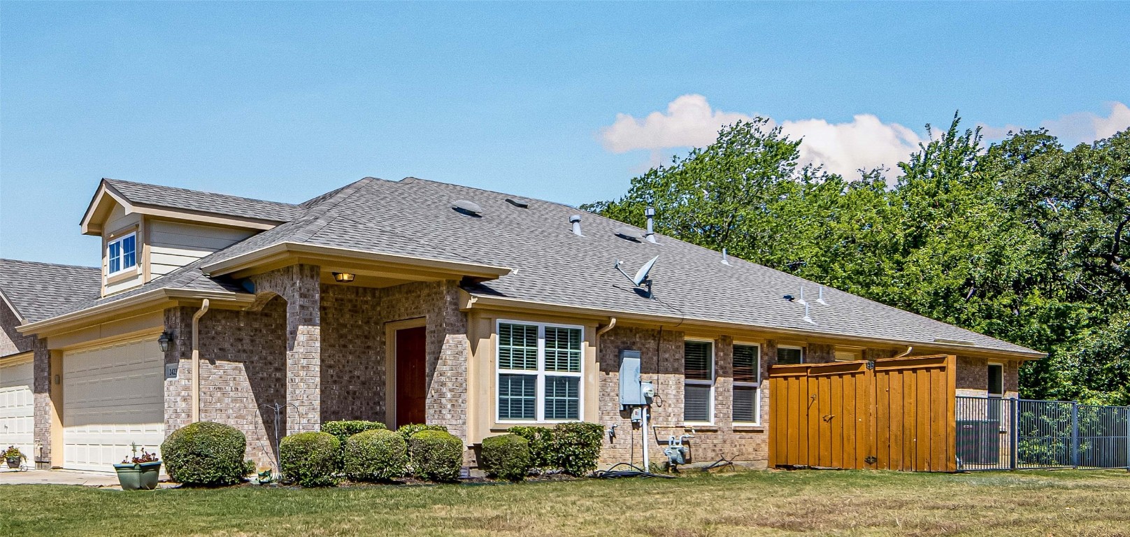2423 Ravenwood Court Mansfield TX 76063