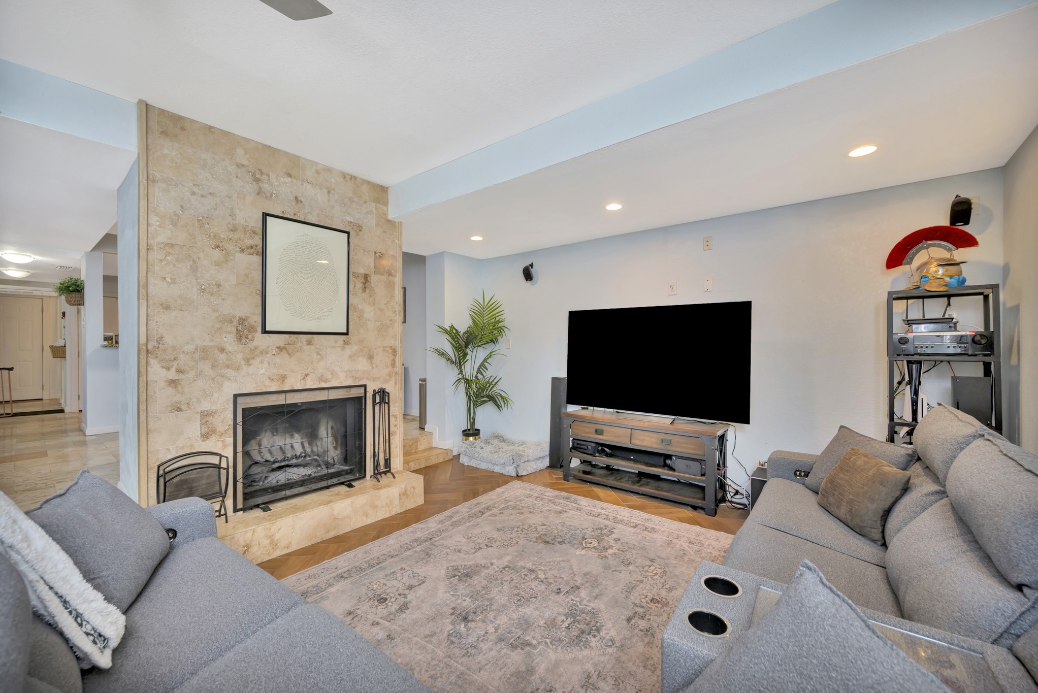3115 Golden Oak Farmers Branch TX 75234