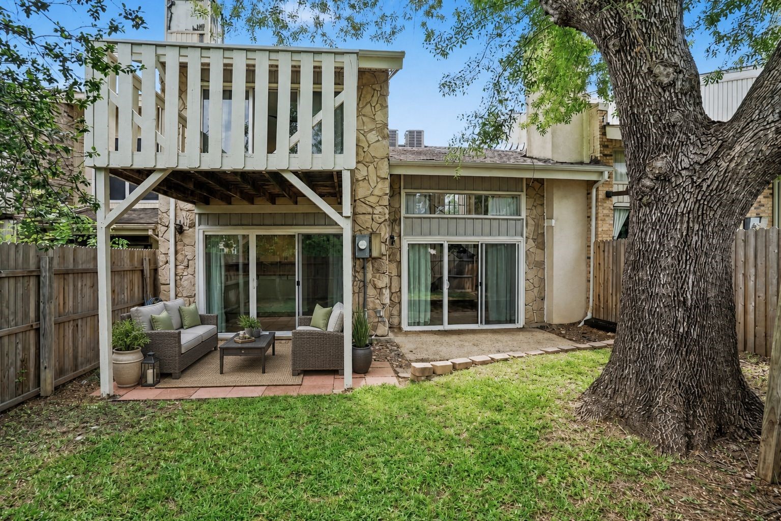 2974 Country Place Circle Carrollton TX 75006