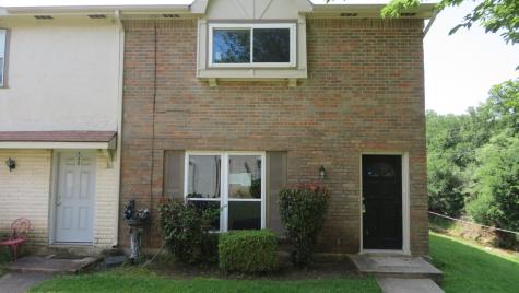 109 W Mountain Creek Drive Grand Prairie TX 75052