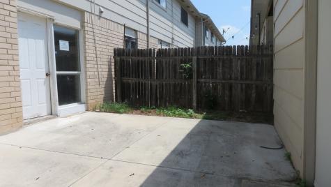 109 W Mountain Creek Drive Grand Prairie TX 75052
