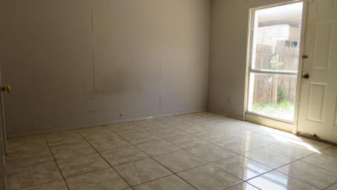 109 W Mountain Creek Drive Grand Prairie TX 75052
