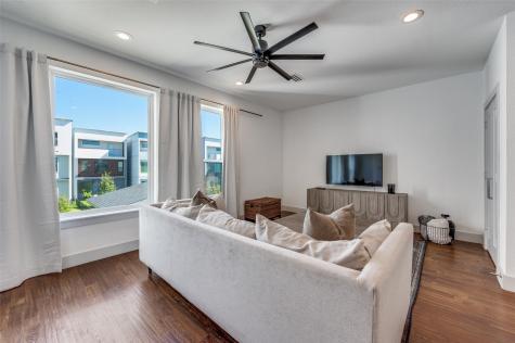 712 Rainwater Road Dallas TX 75218