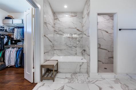 712 Rainwater Road Dallas TX 75218
