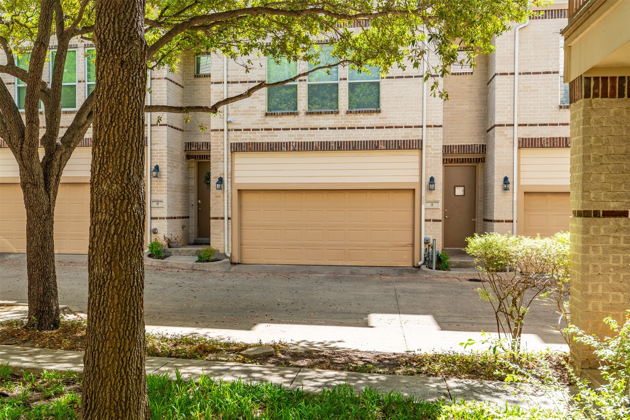 4830 Cedar Springs Road Dallas TX 75219