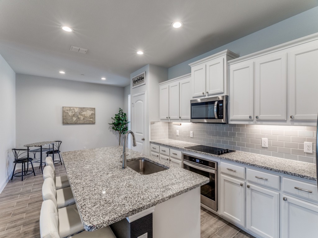 5944 Bursey Road Watauga TX 76148