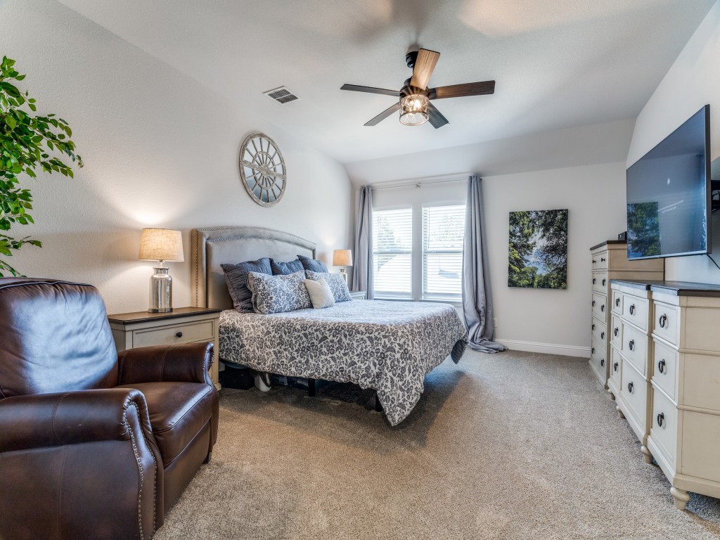 5944 Bursey Road Watauga TX 76148