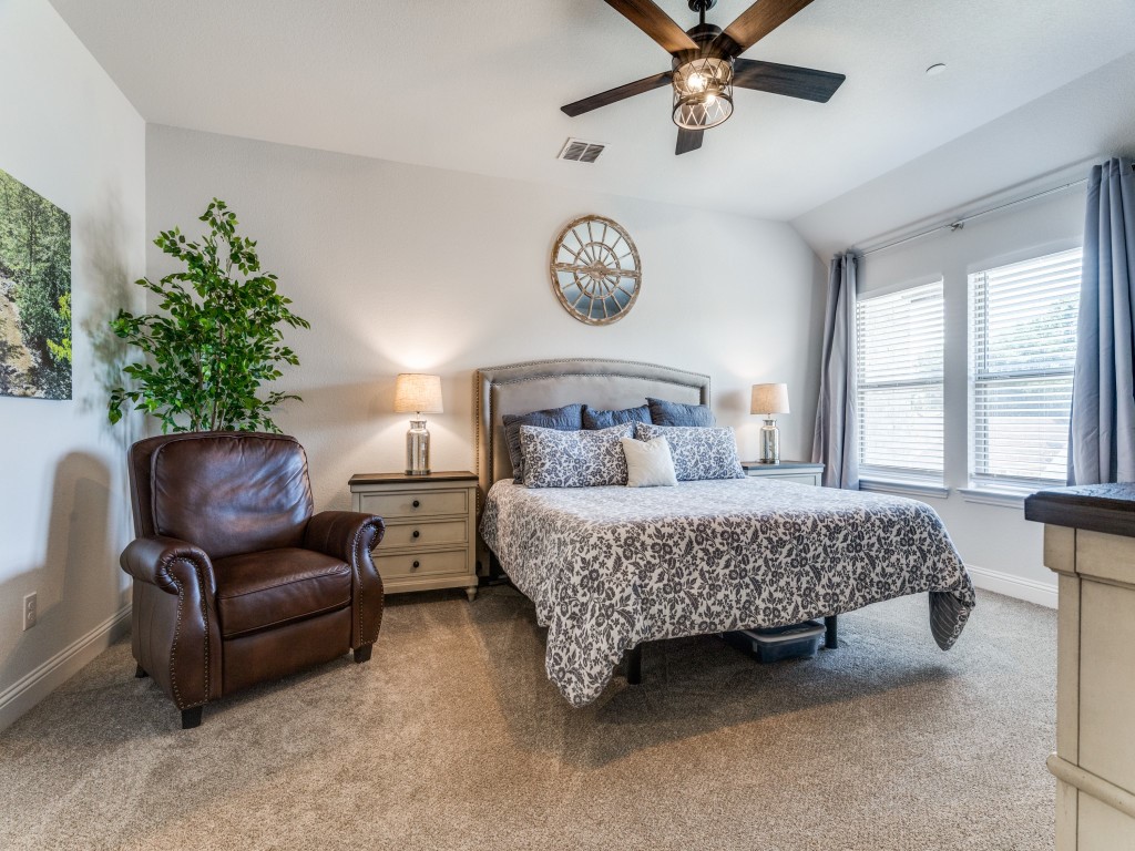 5944 Bursey Road Watauga TX 76148