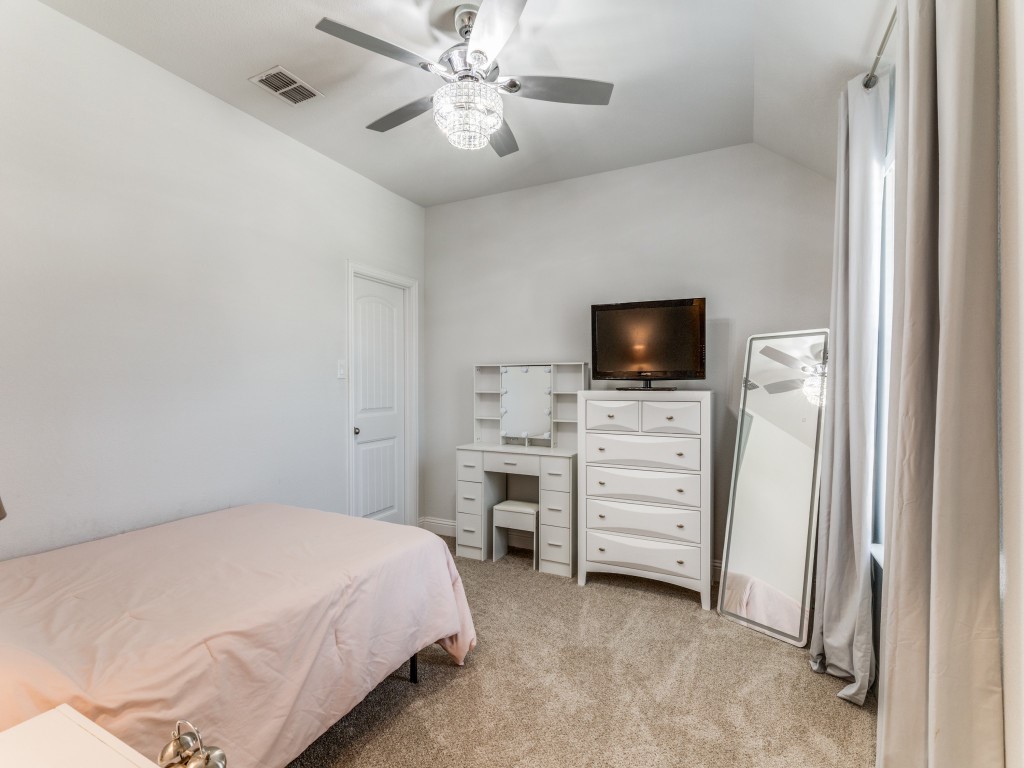 5944 Bursey Road Watauga TX 76148