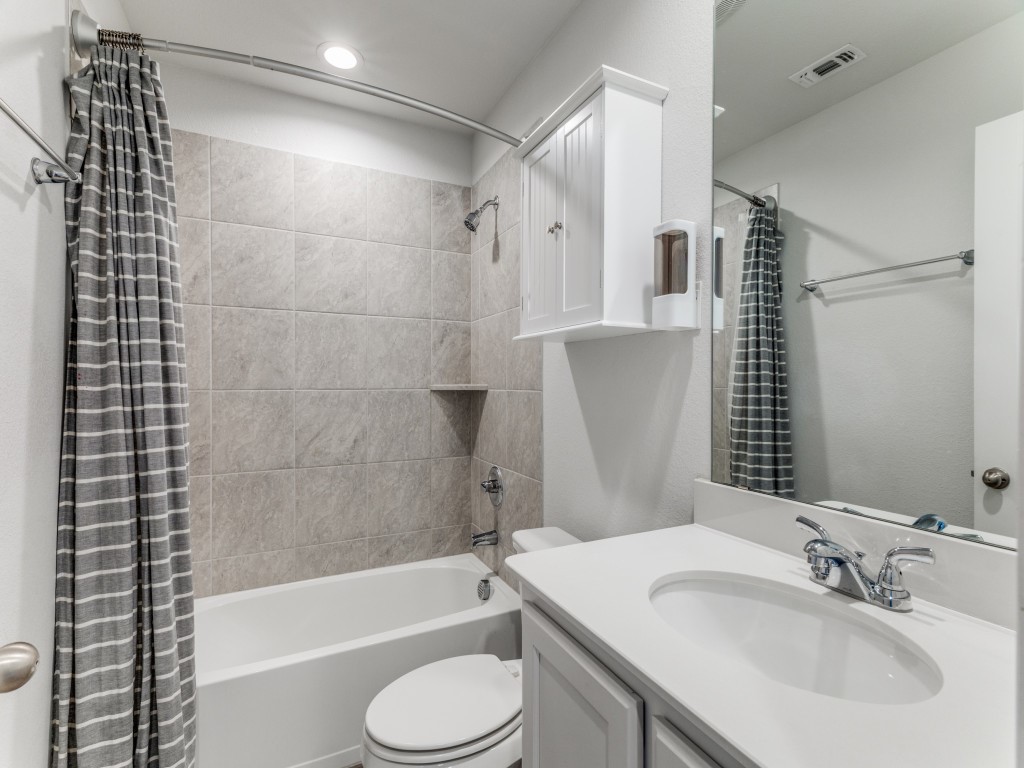 5944 Bursey Road Watauga TX 76148