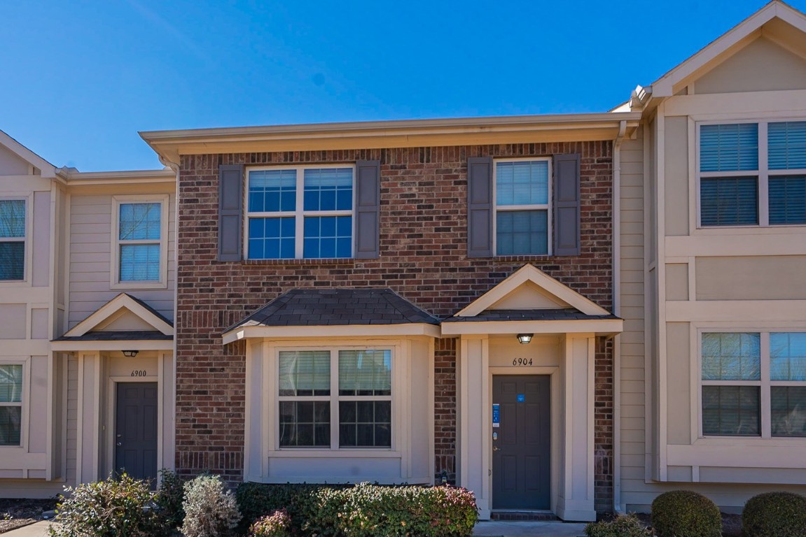 6904 Carrington Lane Fort Worth TX 76137