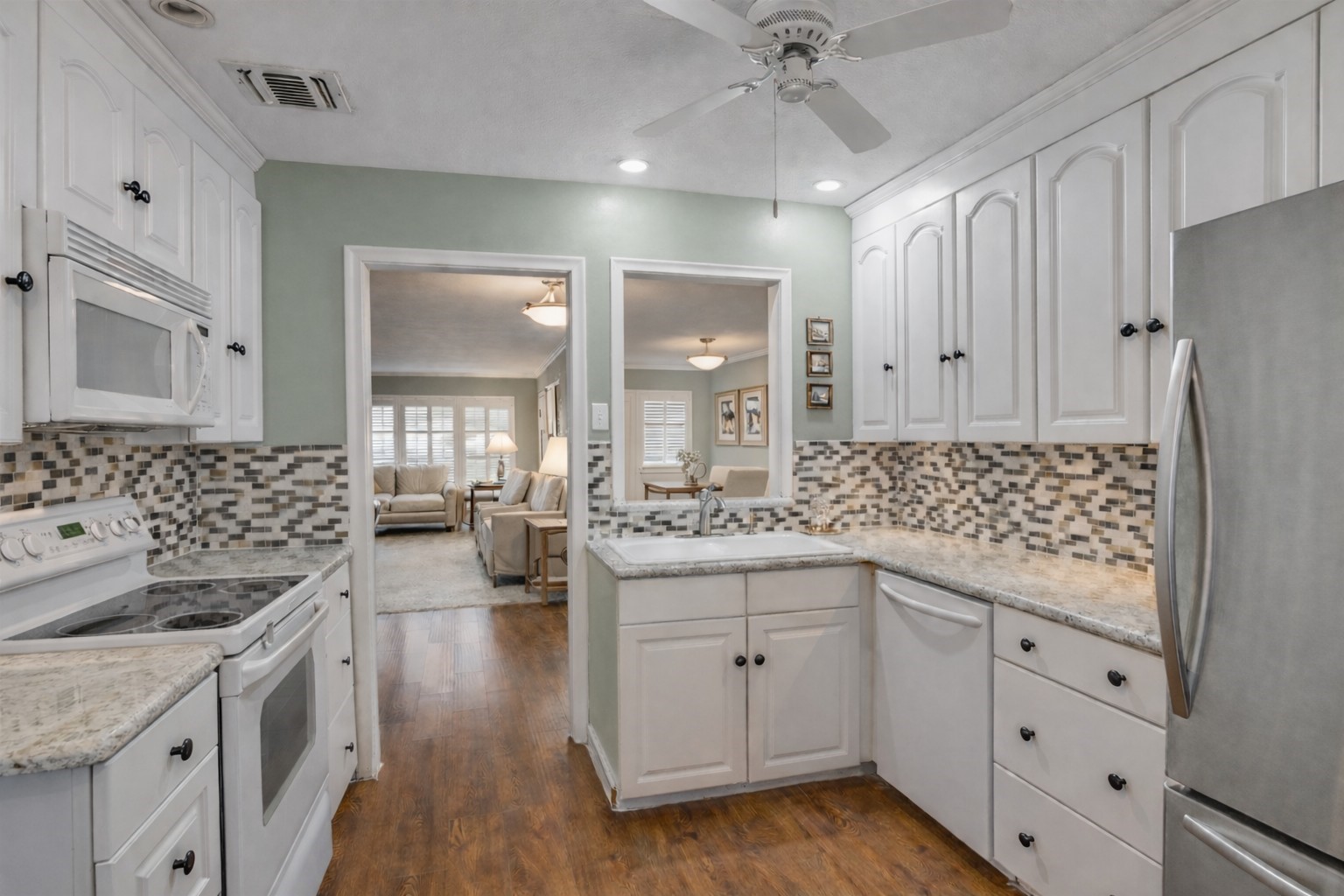 3011 Mahanna Springs Drive Dallas TX 75235