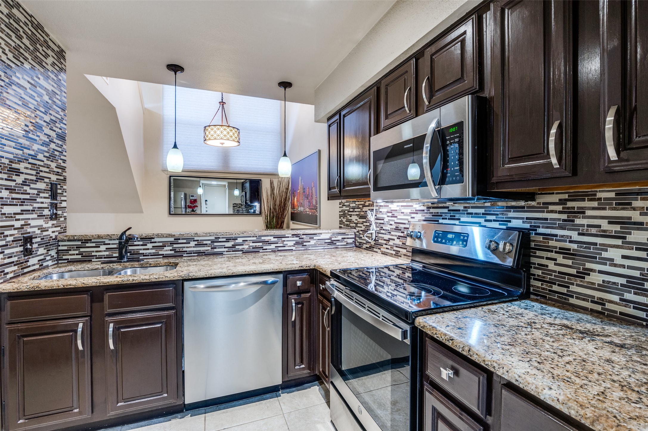 18240 Midway Road Dallas TX 75287