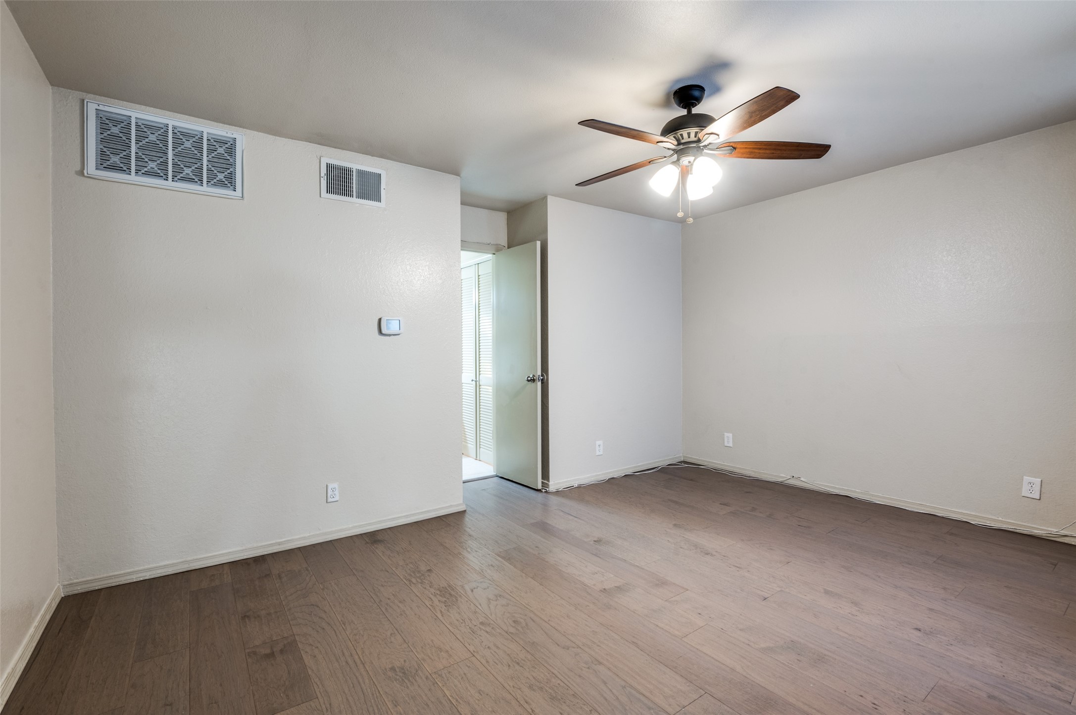 18240 Midway Road Dallas TX 75287