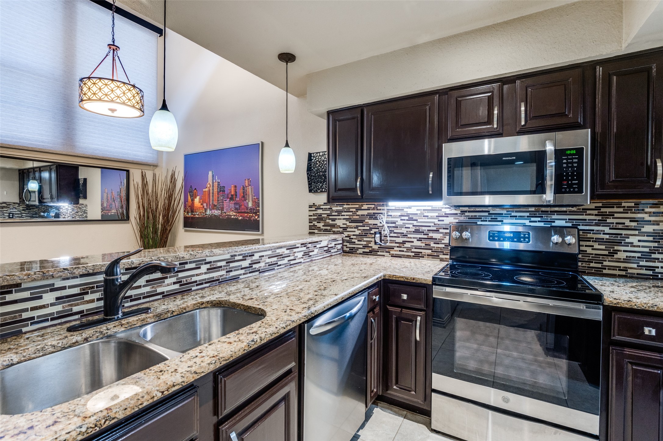 18240 Midway Road Dallas TX 75287