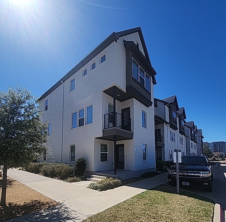 3332 Santee Street Plano TX 75074