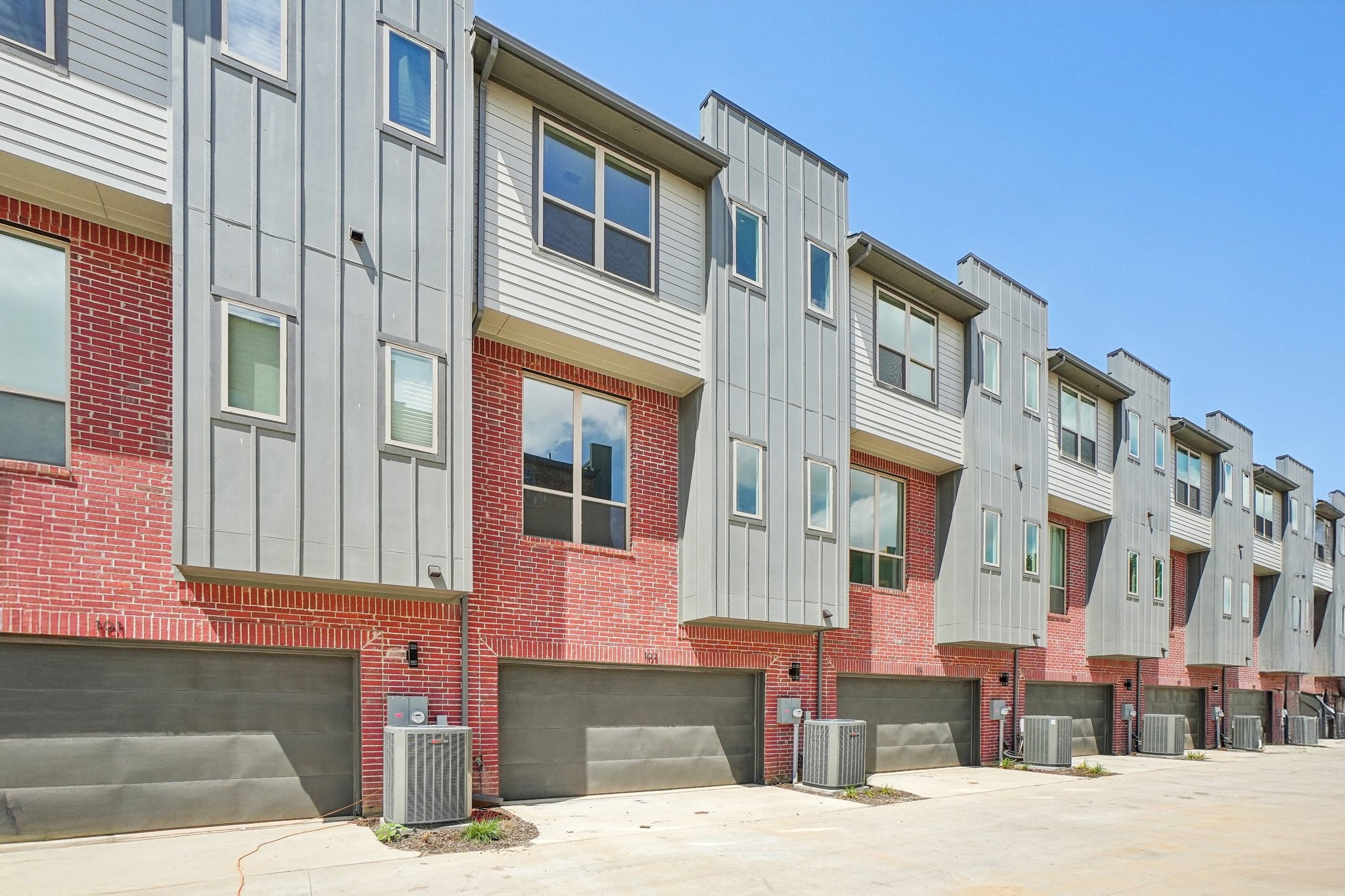 2524 Havenhurst Street Farmers Branch TX 75234