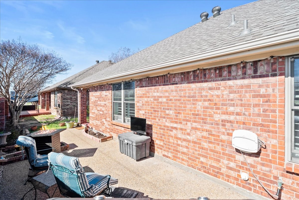 942 Cresthill Drive Cedar Hill TX 75104