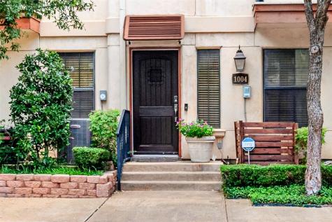 1004 Pavillion Street Dallas TX 75204
