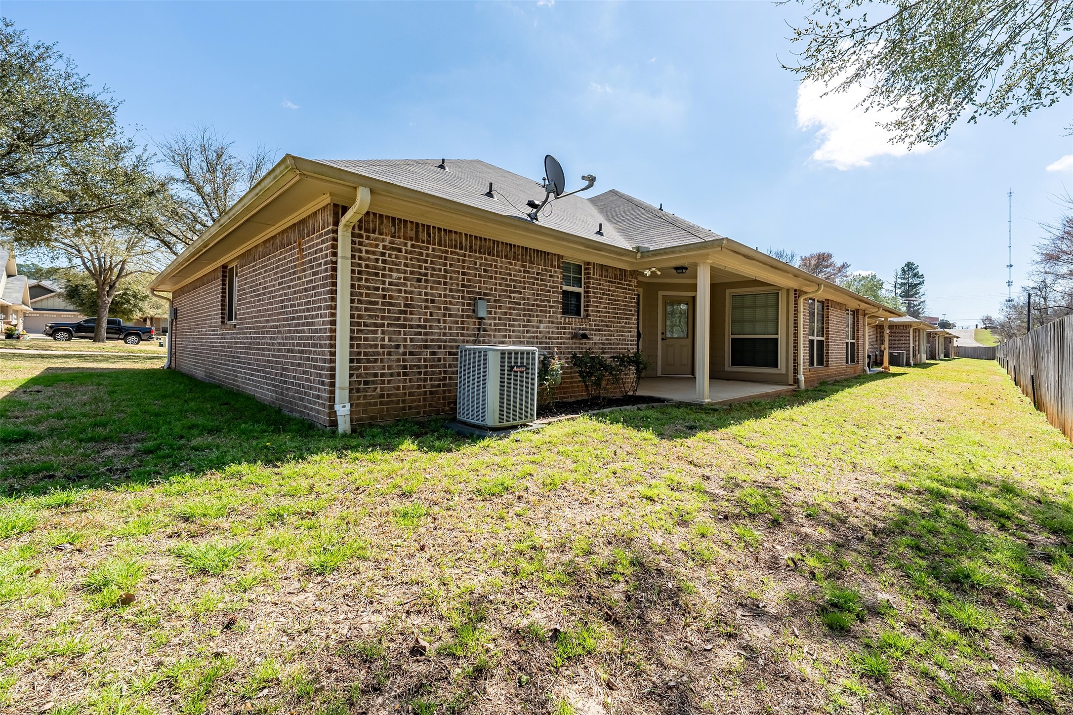 421 W Cumberland Tyler TX 75703